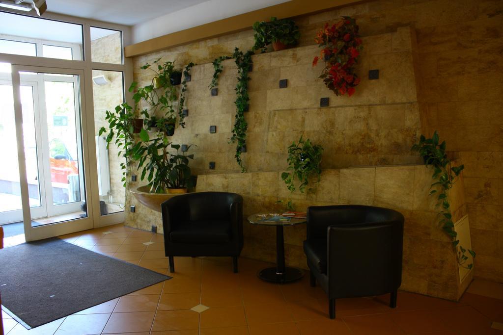 Hotel Pest Inn Budapeşte Dış mekan fotoğraf