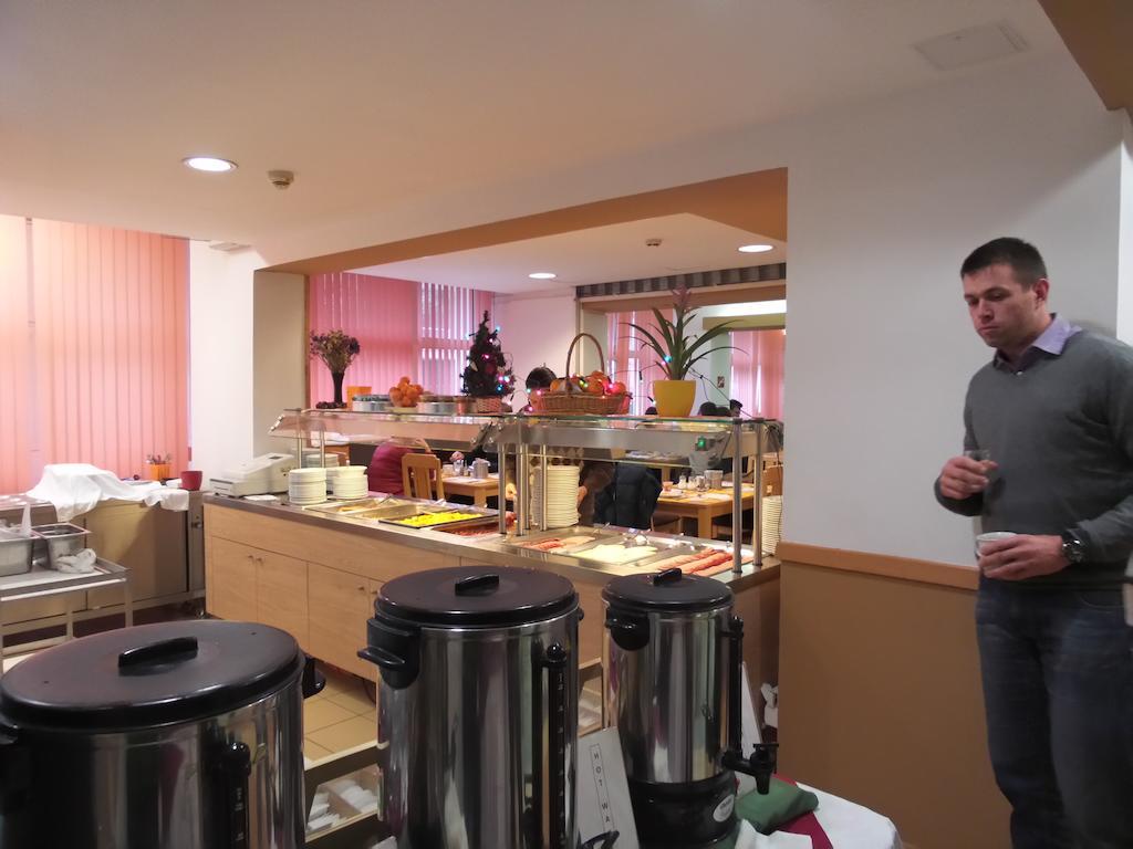Hotel Pest Inn Budapeşte Dış mekan fotoğraf