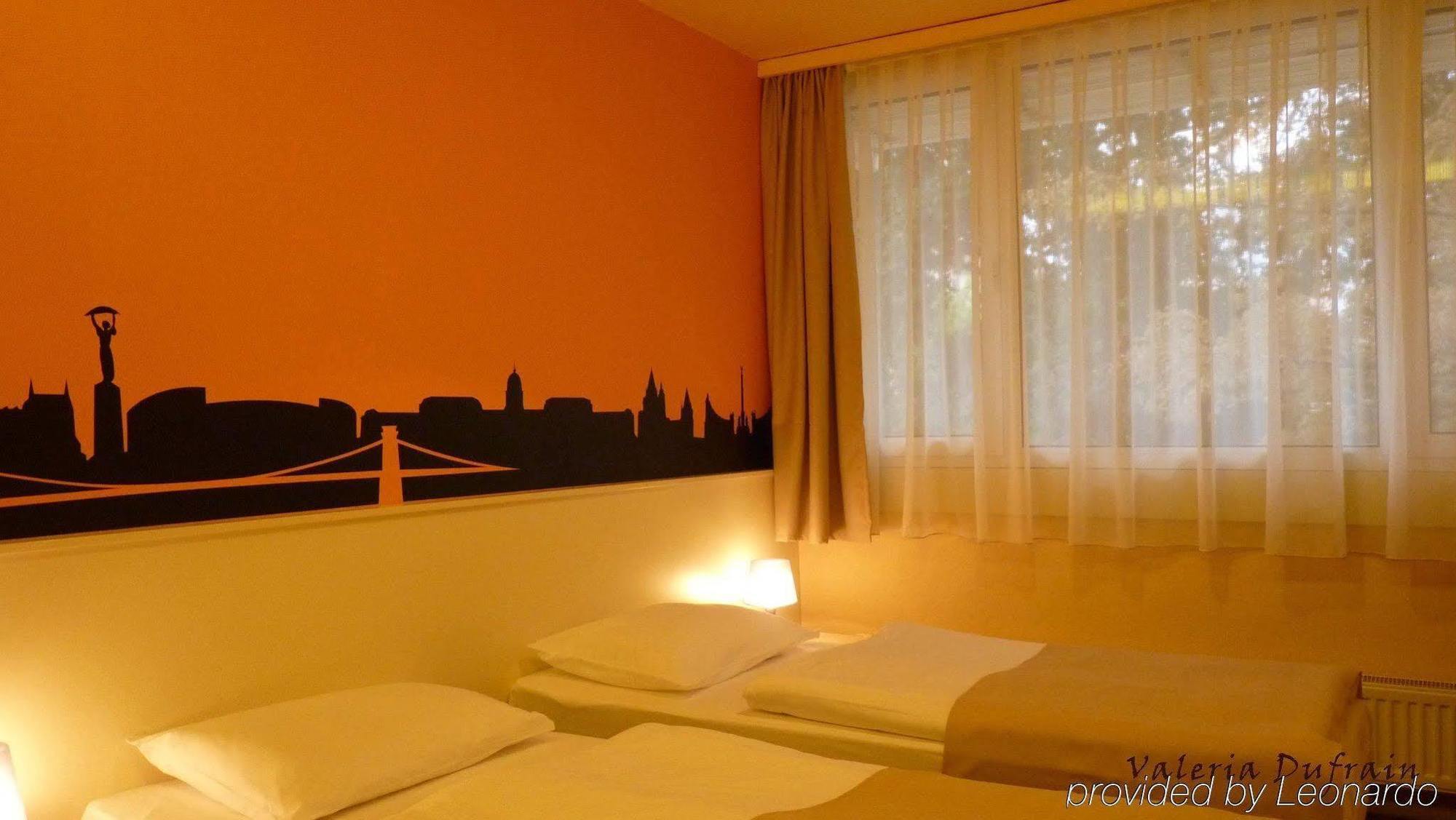Hotel Pest Inn Budapeşte Dış mekan fotoğraf