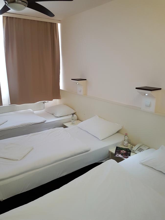 Hotel Pest Inn Budapeşte Dış mekan fotoğraf