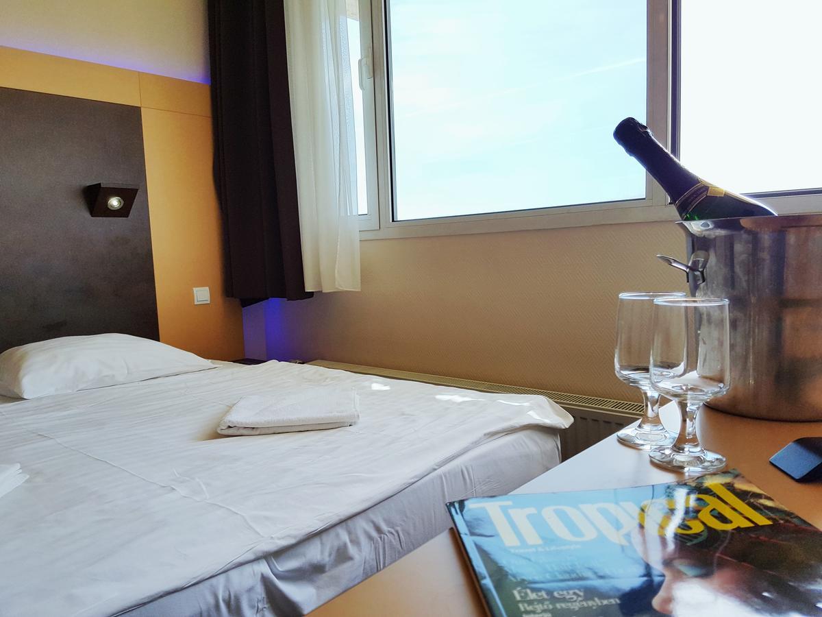 Hotel Pest Inn Budapeşte Dış mekan fotoğraf