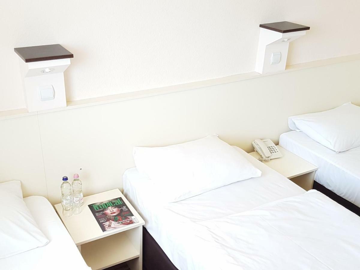 Hotel Pest Inn Budapeşte Dış mekan fotoğraf